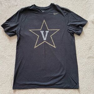 Nike Vanderbilt University Dark Gray Star Shirt Sleeve T-Shirt Size Large